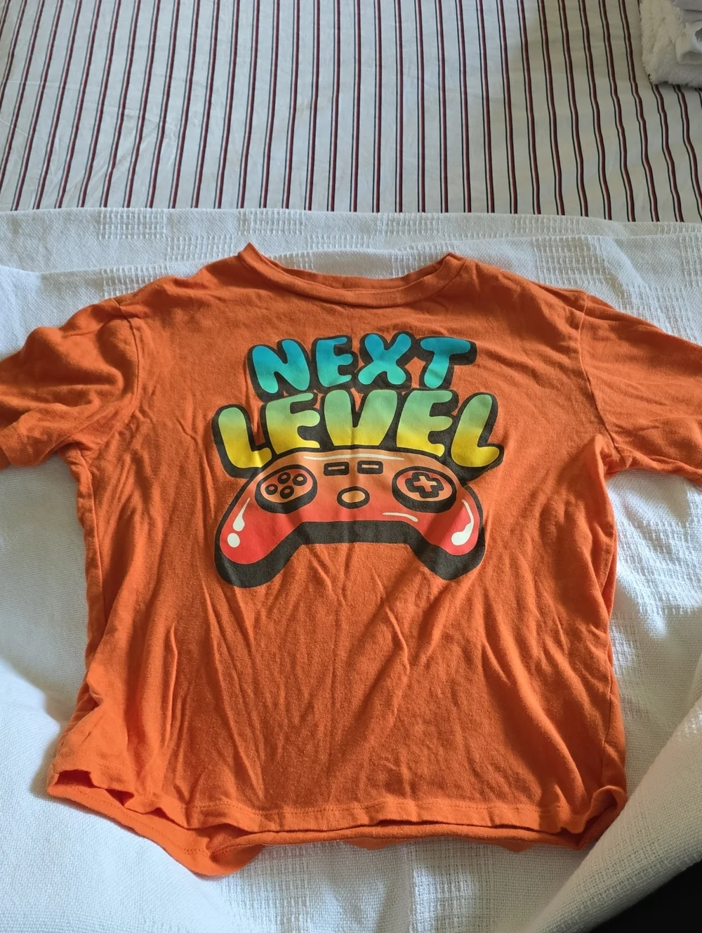 Kids Short-Sleeve Graphic Tee Lot (7)